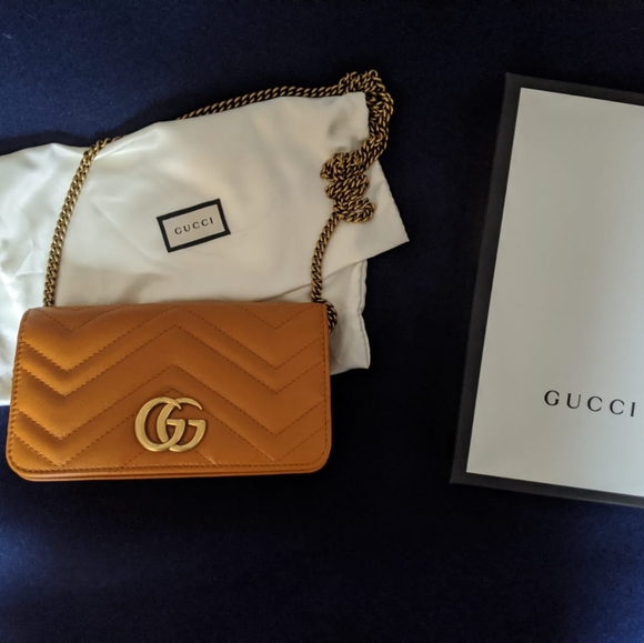 Gucci Handbags - Gucci Marmont GG Mini